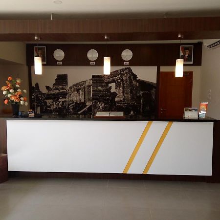 Hotel Wisata Baru Serang Exteriör bild