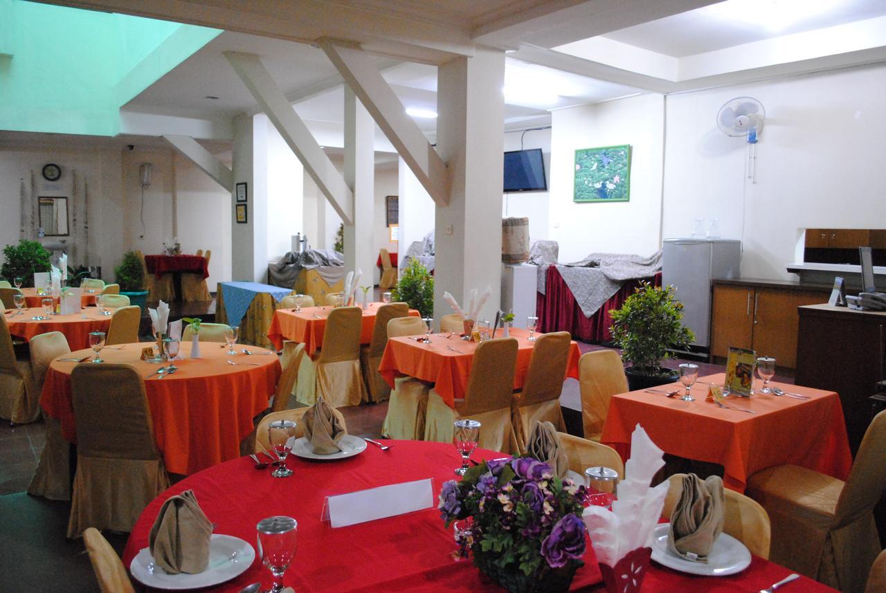 Hotel Wisata Baru Serang Exteriör bild