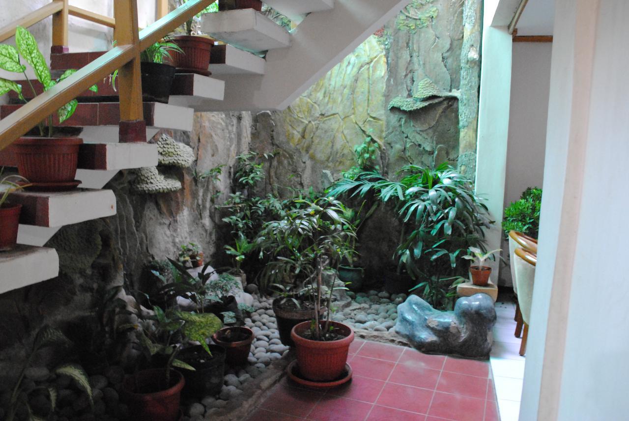Hotel Wisata Baru Serang Exteriör bild