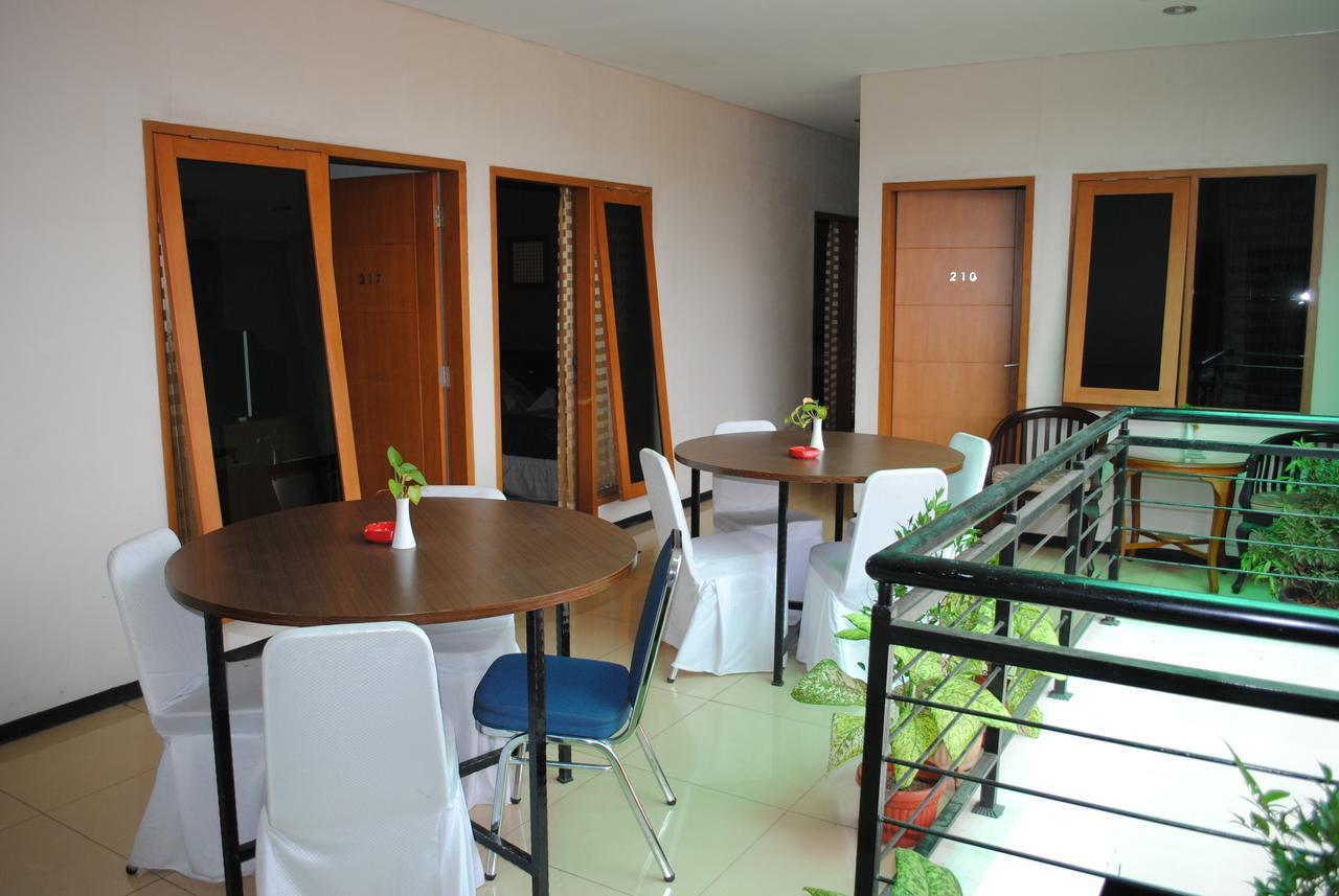 Hotel Wisata Baru Serang Exteriör bild