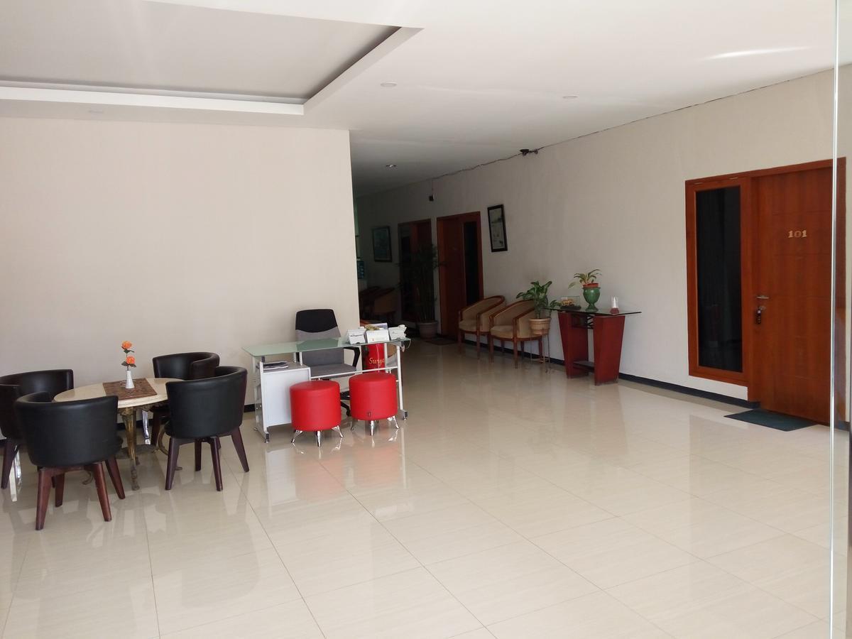 Hotel Wisata Baru Serang Exteriör bild