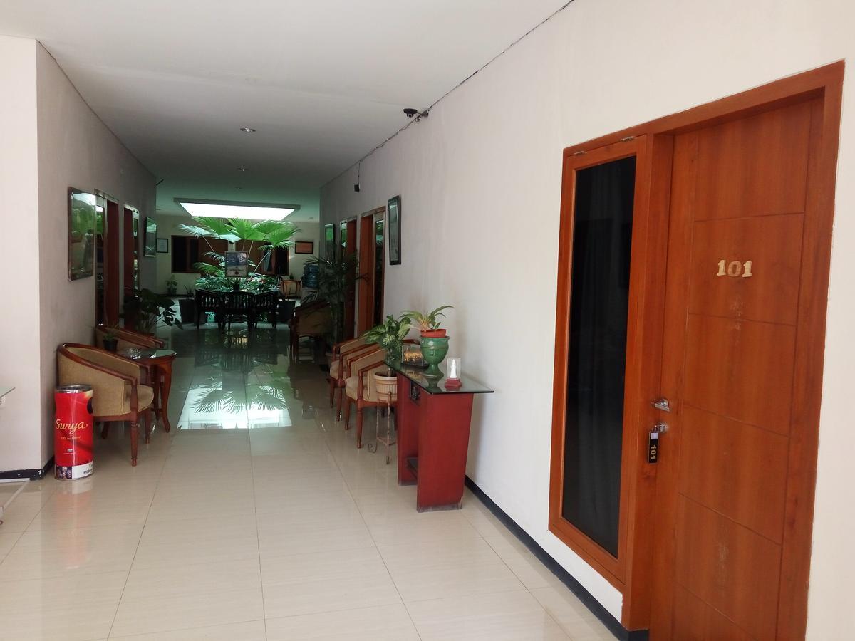 Hotel Wisata Baru Serang Exteriör bild